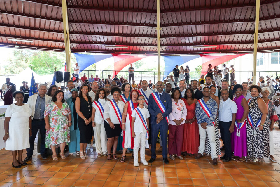 Le nouveau conseil municipale de Karim Juhoor, maire de Saint-Leu 2026